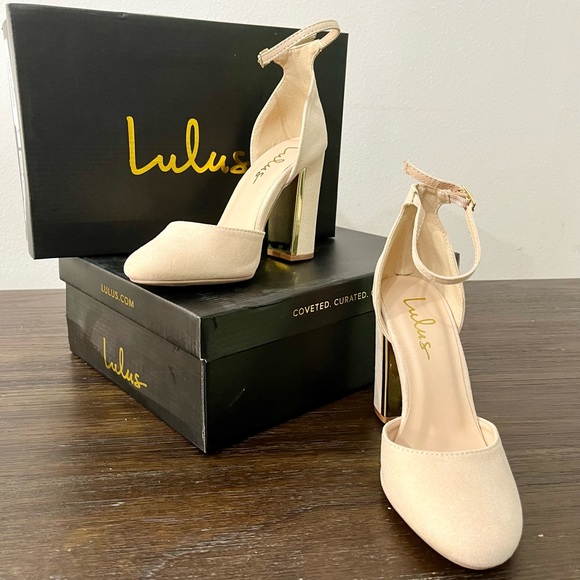 New in box! Lulus Laura Light Nude Suede Ankle Strap Heels size 5.5 with gold - Picture 8 of 11